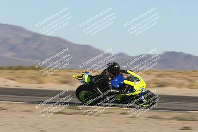 media/Nov-01-2025-CVMA (Sat) [[fc0f7531b8]]/Race 13-Femmewalla-Femmewalla UL/